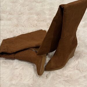 Jessica Simpson Tan Wedge Boots